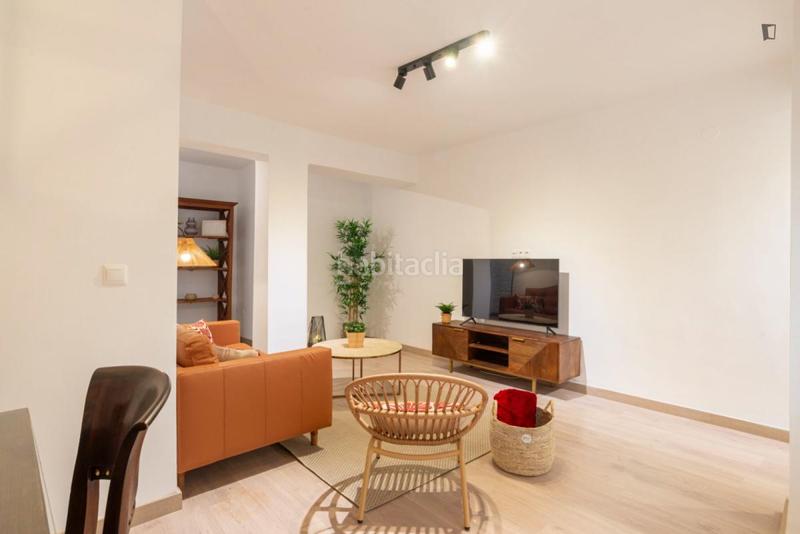 Foto 078436e1-477e-4a90-a063-c222ea62af37. Miete appartement in La Trinidad Málaga