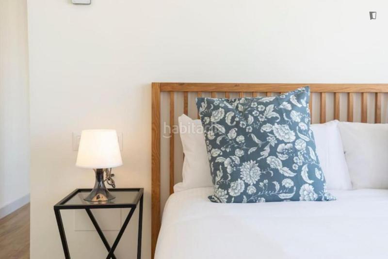 Foto b7de709d-41ef-4a75-b5dd-8a4c471a04d5. Lloguer apartament amb calefacció a La Goleta - San Felipe Neri Málaga