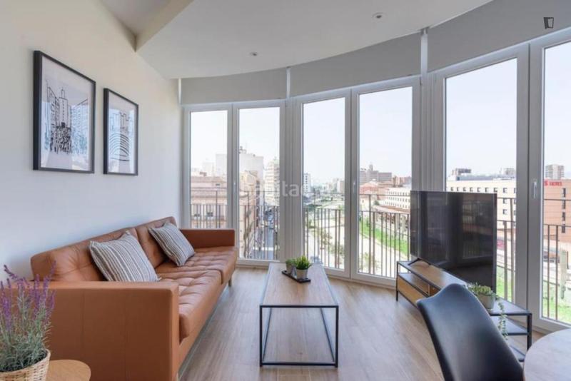 Foto 10b81ecf-c1b4-49ca-9066-8e176e6d5af4. Alquiler apartamento en La Goleta - San Felipe Neri Málaga