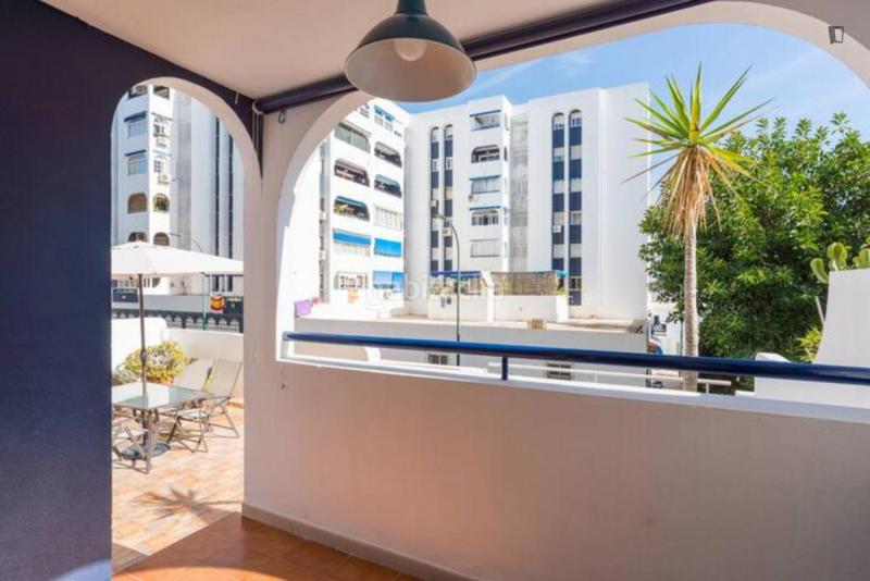 Foto 16ac8952-2ba1-4a82-8bd3-a378e4648557. Lloguer apartament a El Palo Málaga