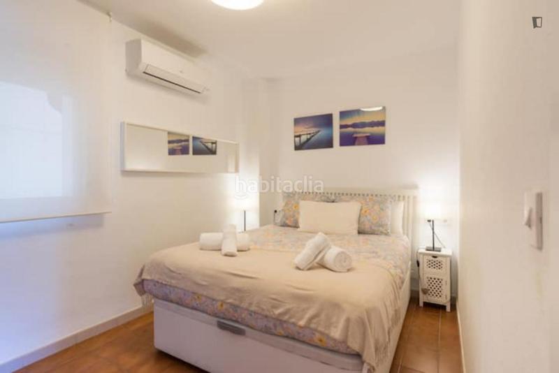 Foto 93fe3613-a280-4c59-aad4-078f1ac77230. Lloguer apartament a El Palo Málaga