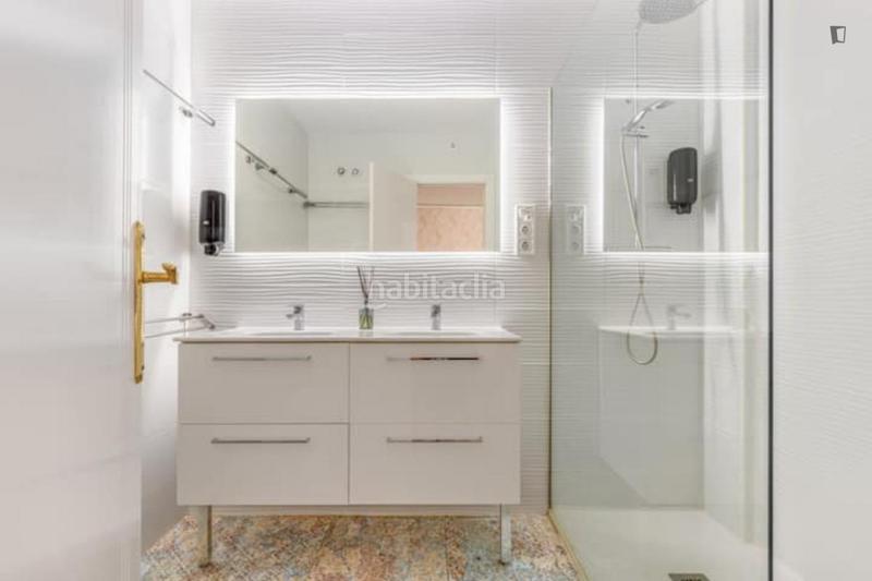 Foto 2d372fce-3c3d-4fcd-904a-29ab10515c85. Alquiler apartamento en La Merced Málaga