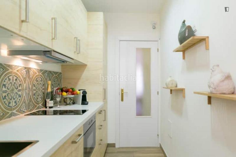 Foto 506c546b-b491-469f-b4e4-7b2a2ac2230d. Alquiler apartamento en La Merced Málaga
