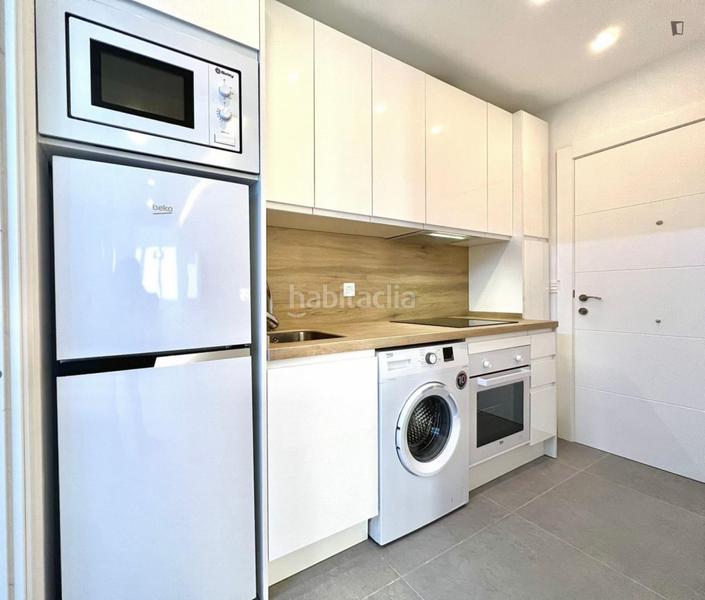 Foto 31c305fb-fd98-4d1b-8073-f0f8131703b3. Alquiler apartamento en La Malagueta - Monte Sancha Málaga