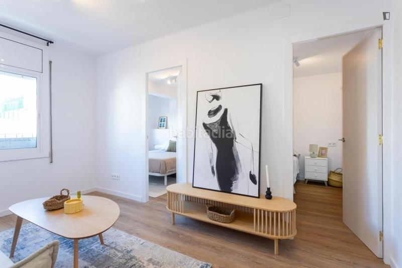 Foto 916d9031-9d23-45ea-b0b0-d9d0aa81b4df. Lloguer apartament a Collblanc Hospitalet de Llobregat (L´)