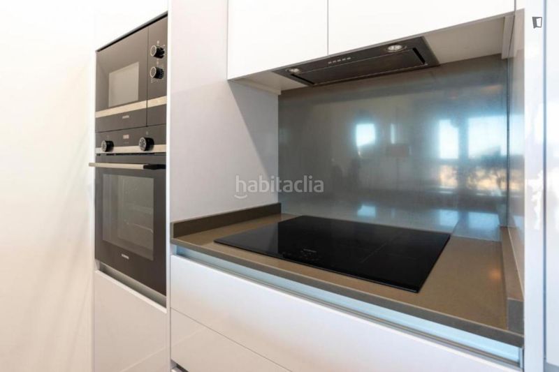 Foto 6a329df6-48f0-4b1e-babf-b1cf7c391dd1. Lloguer apartament a Martiricos - La Roca - La Rosaleda Málaga