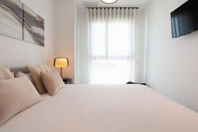 Foto 6b002228-1e3c-4855-93a8-47db3ac513ff. Lloguer apartament a Martiricos - La Roca - La Rosaleda Málaga