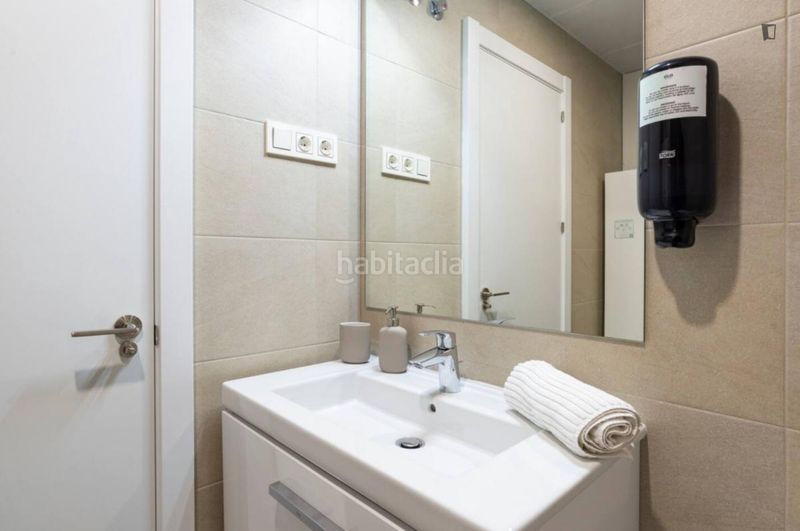 Foto a374a871-0e4b-493c-be8a-de0ff1ab9c33. Lloguer apartament a Martiricos - La Roca - La Rosaleda Málaga