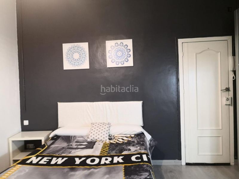 Foto 59f638c8-23d5-400d-95e0-a230fee500e3. Miete studiowohnung in Gòtic Barcelona