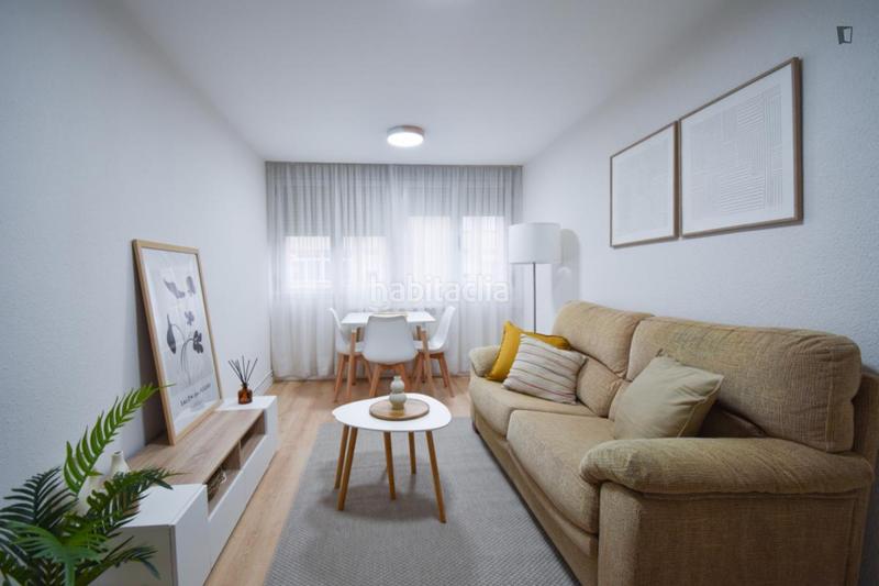 Foto 2bfaac00-148f-4092-a474-306628c32d7e. Alquiler apartamento en Tres Olivos-Valverde Madrid