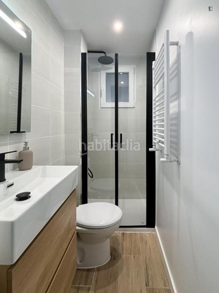 Foto 5189e50d-3339-4a54-b4ab-f59d051801fc. Location appartement dans Tres Olivos-Valverde Madrid