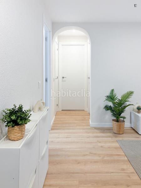 Foto 0326e8b2-2c6c-46e3-9d50-718b889990e2. Miete appartement in Tres Olivos-Valverde Madrid