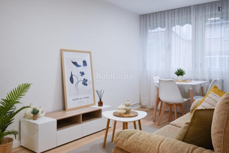 Foto 5ce22c69-0b79-4773-8f8e-ad4398b96d4a. Miete appartement in Tres Olivos-Valverde Madrid