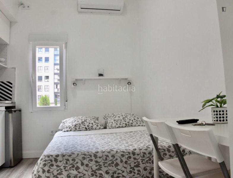 Foto 0827d7d9-7250-46a6-94e5-4813b8754d1a. Lloguer estudi amb calefacció a Ibiza Madrid