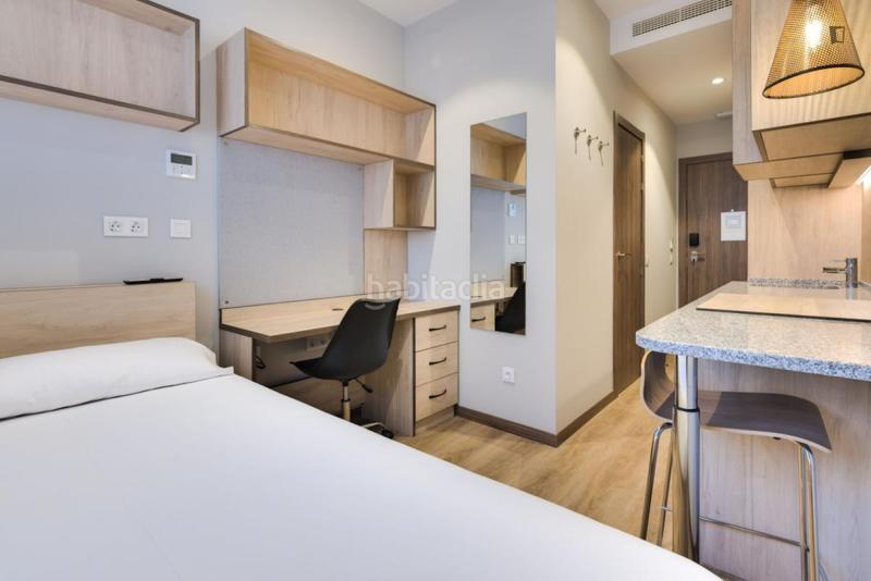 Foto 9f3be629-a86b-47d9-9ac1-42ce1c01bcd8. Lloguer pis amb aparcament piscina a Santa Cristina - San Rafael Málaga