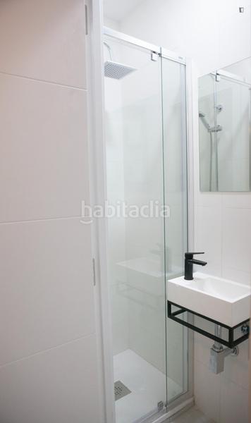 Foto 0508a6c1-069a-435f-8c04-3f57c90ff7a3. Alquiler apartamento en Numancia Madrid