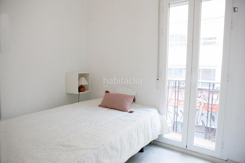 Foto 13de2219-fa0f-4232-a620-578818802c1b. Location appartement dans Numancia Madrid