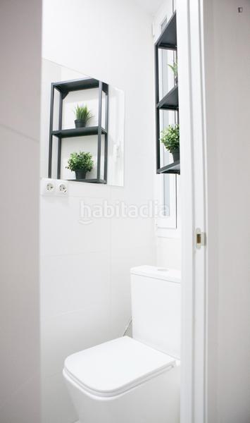 Foto 3cb71c7a-3b37-44ac-9dbd-d69e6014b33a. Location appartement dans Numancia Madrid