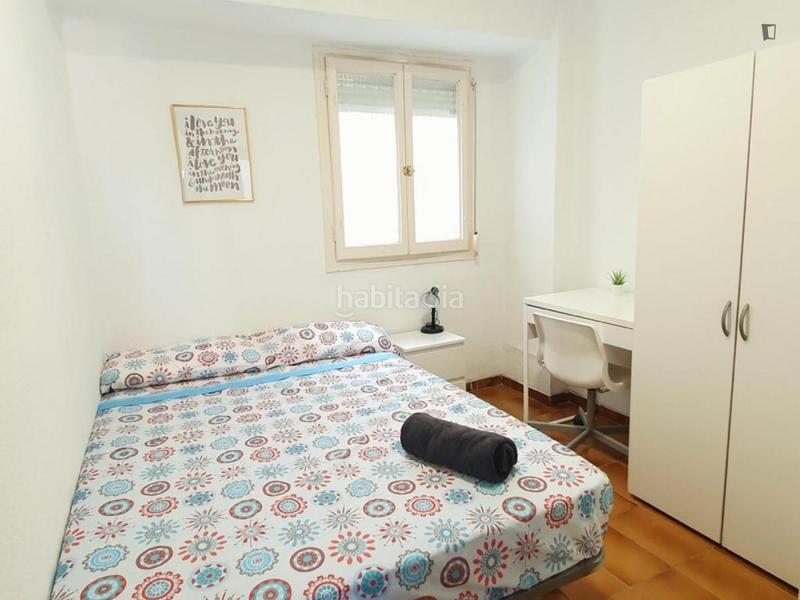 Foto 53014b24-464b-494c-a0f3-d6d4f10e0b38. Alquiler apartamento en Aiora Valencia