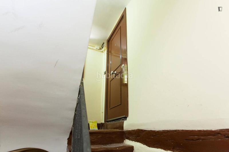 Foto 35d6f58f-81e4-4755-b9ee-0617860017fa. Alquiler estudio en Raval Barcelona