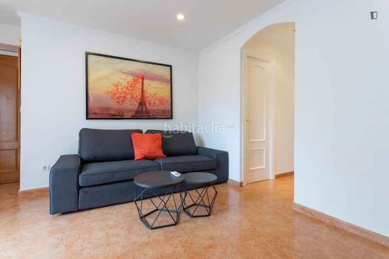 Foto 38a24a5a-ee75-4dbf-b4ee-f42a52c36afe. Lloguer apartament a La Teixonera Barcelona