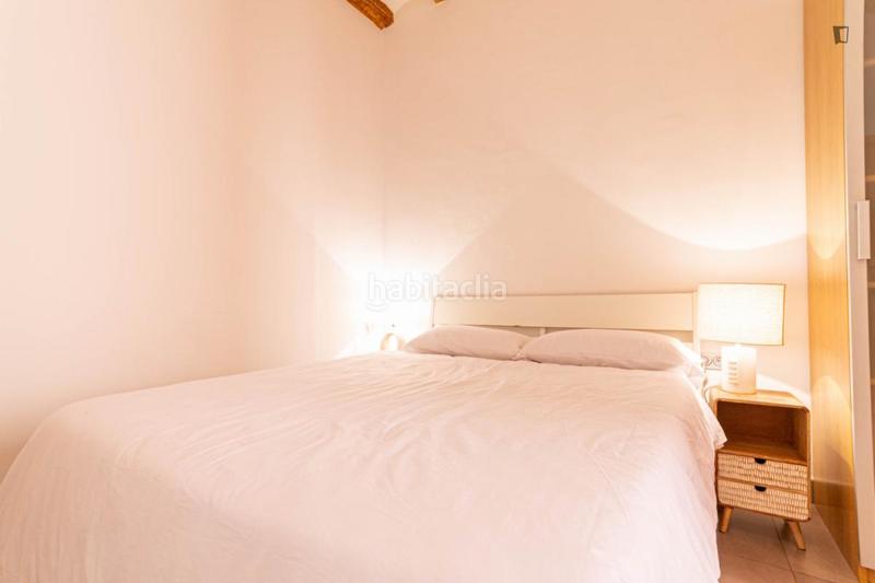 Foto 9b8f8297-fac1-414f-ba2f-0bef77df2417. Miete appartement in Raval Barcelona