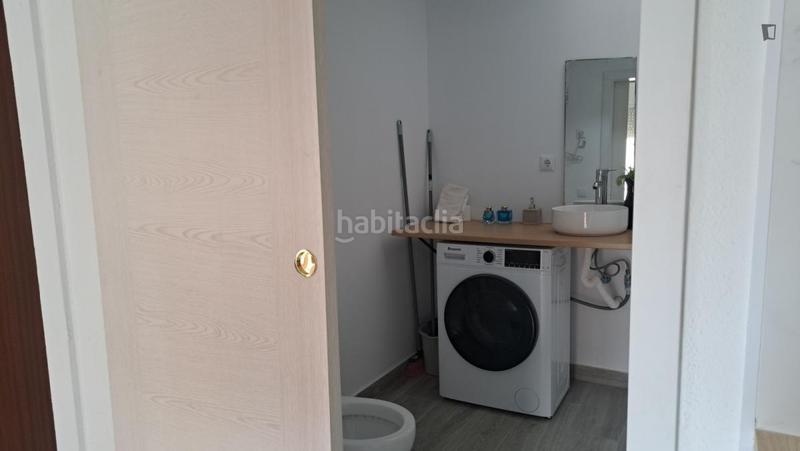 Foto 3e7a34e9-ff41-42aa-a6bf-969a36e9d142. Location studio dans La Torrassa Hospitalet de Llobregat (L´)