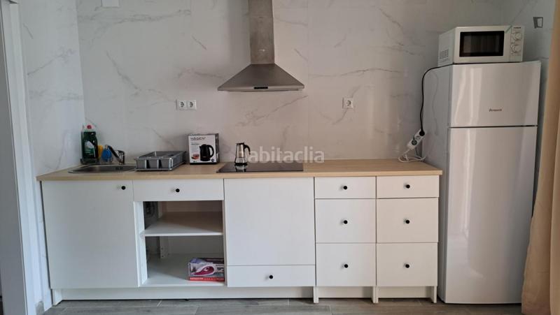 Foto bed77d28-9ad4-43ea-8a0c-c6e94bde4883. Rent studio in La Torrassa Hospitalet de Llobregat (L´)