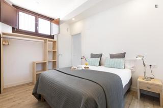 Rent Apartment in Raval