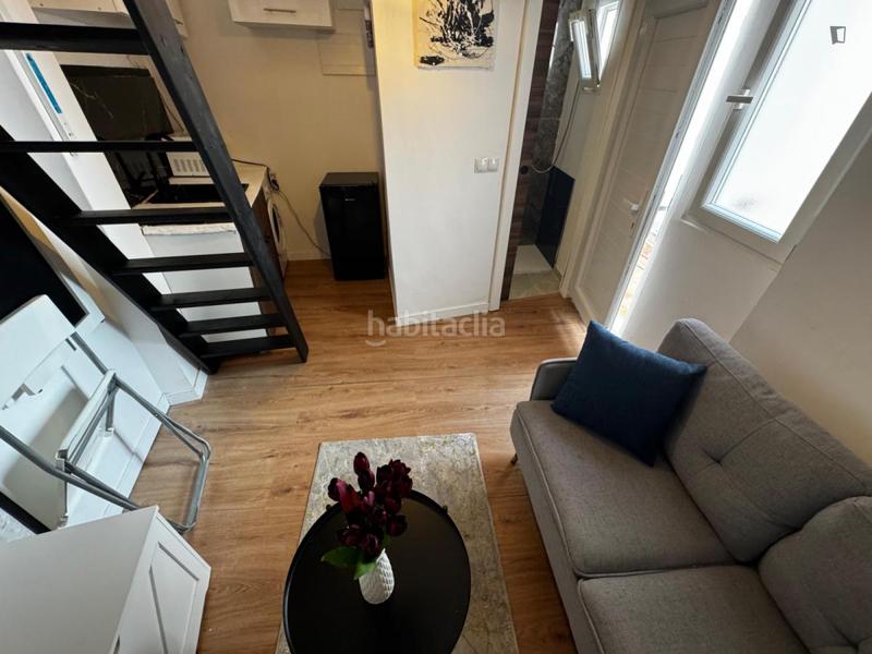 Foto 2c80c4b8-469b-4a89-9a22-763ccf8f9535. Location studio dans Berruguete Madrid