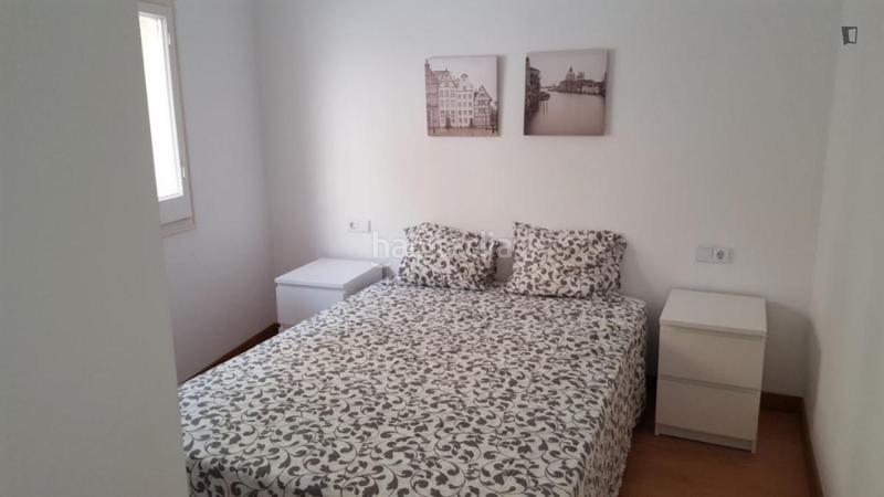 Foto 8aaa9163-b902-48fd-89a0-bdb80a2d170f. Rent apartment in Turó de la Peira Barcelona