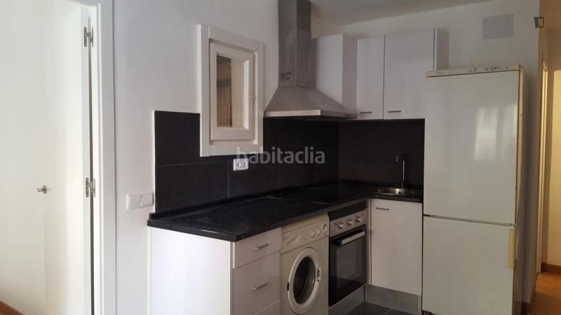 Foto f03ddc7c-9d14-463b-b9c4-8d2210c9e5b2. Rent apartment in Turó de la Peira Barcelona