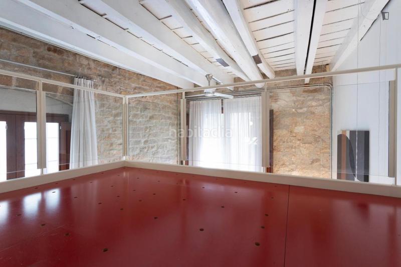 Foto 81641e81-3ae9-486e-ac6d-03e6bede60a5. Lloguer apartament a Gòtic Barcelona