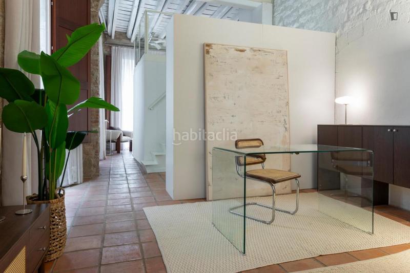 Foto 35305528-3887-4fbc-b4d5-085c93e2bfe4. Alquiler apartamento en Gòtic Barcelona