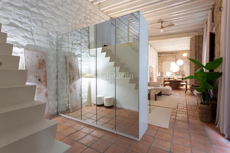 Foto bfcf06e6-4dff-4209-ad31-2937b5a1bf6a. Miete appartement in Gòtic Barcelona