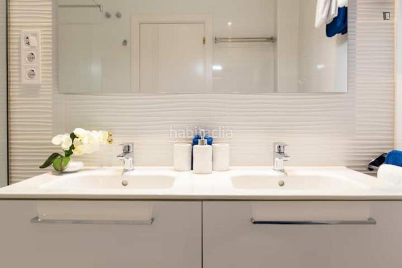 Foto a8dead41-42a7-493e-9c5c-768d8d8f5253. Lloguer apartament a La Merced Málaga