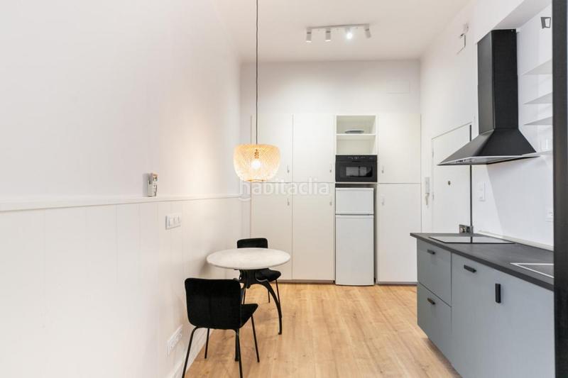 Foto 4af7086c-44c4-4830-b331-b70f333a04d4. Miete studiowohnung mit heizung in Jerónimos Madrid