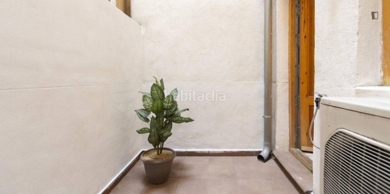 Foto aed80ae7-0b97-4542-88f7-b7fd1de29e8d. Rent apartment with heating in Puerta del Ángel Madrid