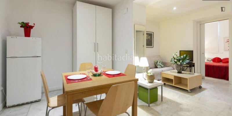 Foto d5e0e4f1-6f03-4be9-bda1-fb22599c70f3. Rent apartment with heating in Puerta del Ángel Madrid