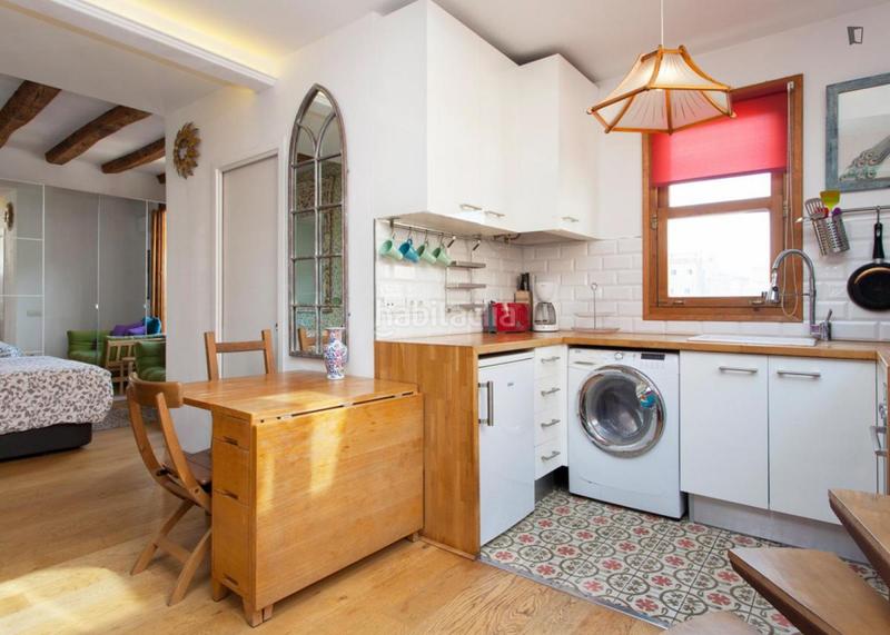 Foto eff30dac-2240-4e85-a3bf-ff403da16fc3. Miete studiowohnung mit heizung in Sant Antoni Barcelona