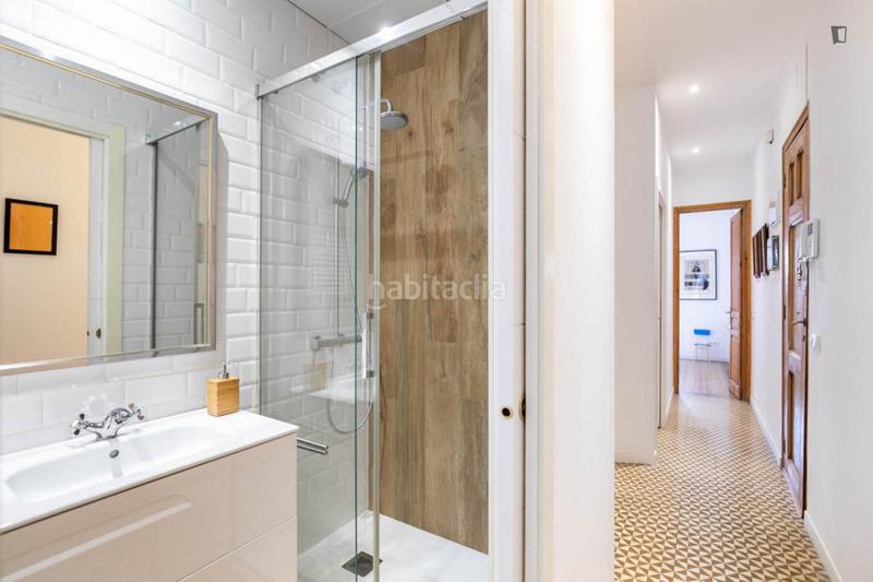 Foto e9c50668-5d6e-4ab1-ae4a-aff23e9fdda2. Alquiler apartamento en La Nova Esquerra de l´Eixample Barcelona