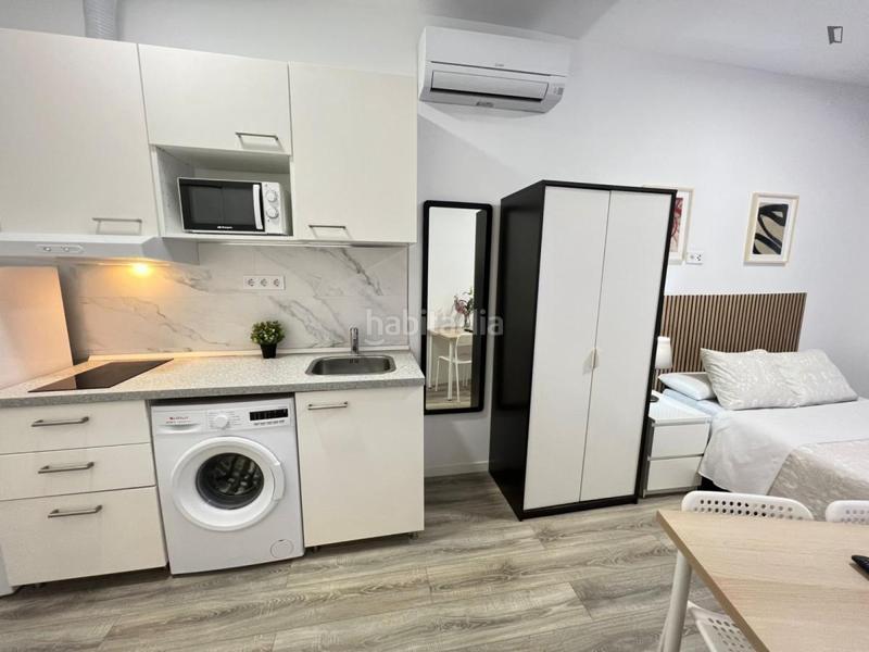 Foto 561e8abb-7c20-441f-8abf-420e86698fe0. Rent studio with heating in Arapiles Madrid