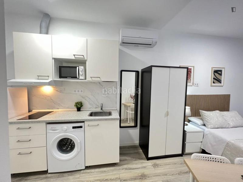 Foto 6e2025b0-9a7c-4eab-83de-8653a5916ecd. Rent studio with heating in Arapiles Madrid