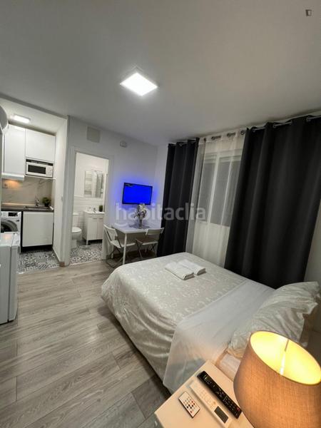 Foto 977dd1bc-5e9a-44b5-87ab-6565b5b8deb7. Rent studio with heating in Arapiles Madrid