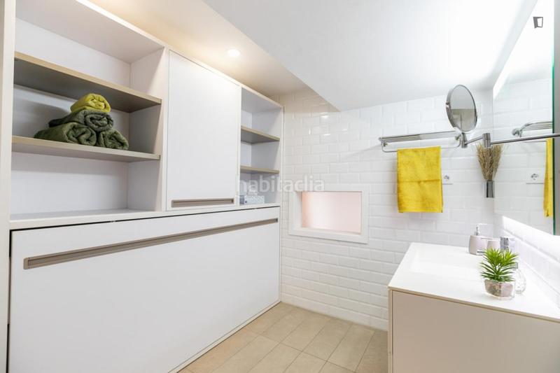 Foto 92fa25f1-a713-4a21-a3e3-281436dd5035. Alquiler apartamento en Vila de Gràcia Barcelona