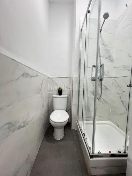 Foto ef67d43c-ac8d-48a0-a5b3-e05b72976cb8. Alquiler estudio en Arapiles Madrid