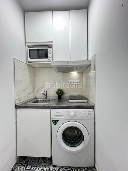 Foto e0fa550b-b494-48cc-8901-294d7d44ce4e. Miete studiowohnung mit heizung in Arapiles Madrid