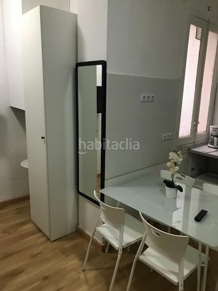 Foto 61c2b9f3-5f60-42d2-a9b7-055757375eca. Location studio avec chauffage dans Gaztambide Madrid