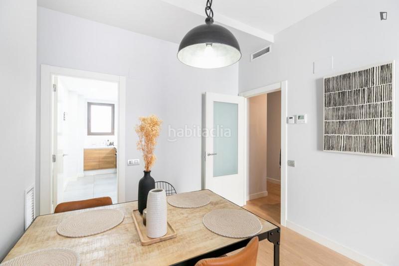 Foto fabab26c-af03-426a-8258-d21f36c0ac0d. Rent apartment with heating in Gòtic Barcelona