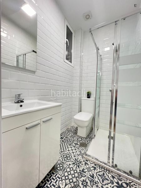 Foto 3d940dc0-dd44-4c41-b884-fee2aadc3559. Rent studio with heating in Arapiles Madrid